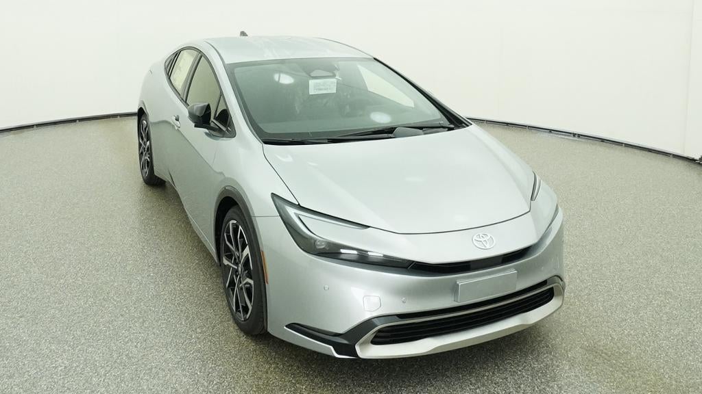 2027 Toyota Prius Plug-in Hybrid XSE
