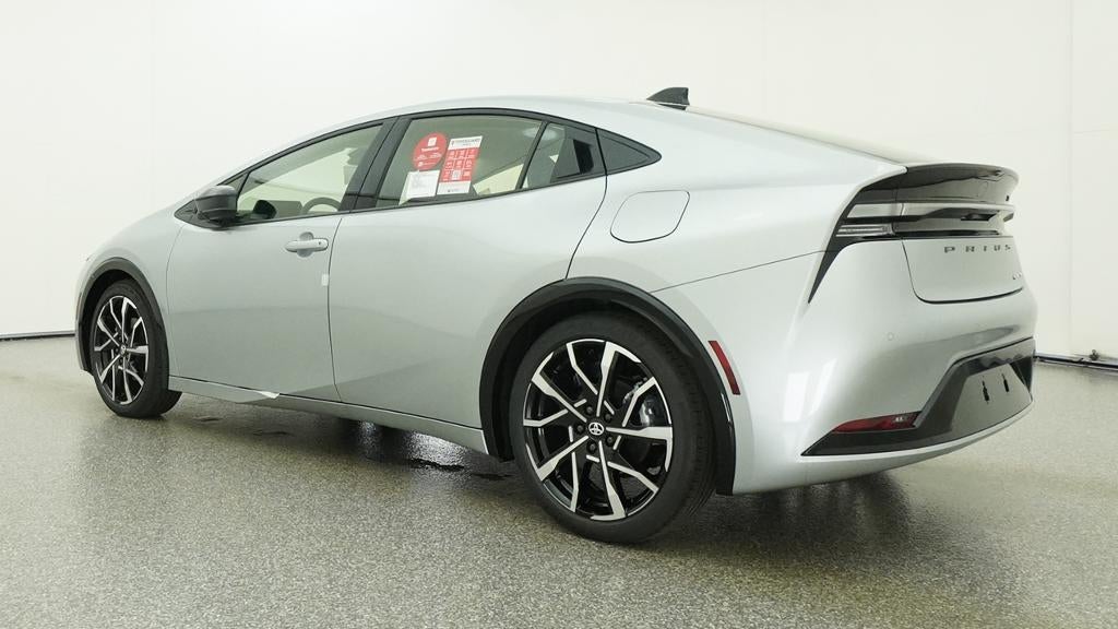 2027 Toyota Prius Plug-in Hybrid XSE