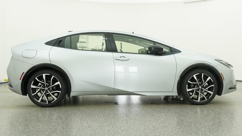2027 Toyota Prius Plug-in Hybrid XSE