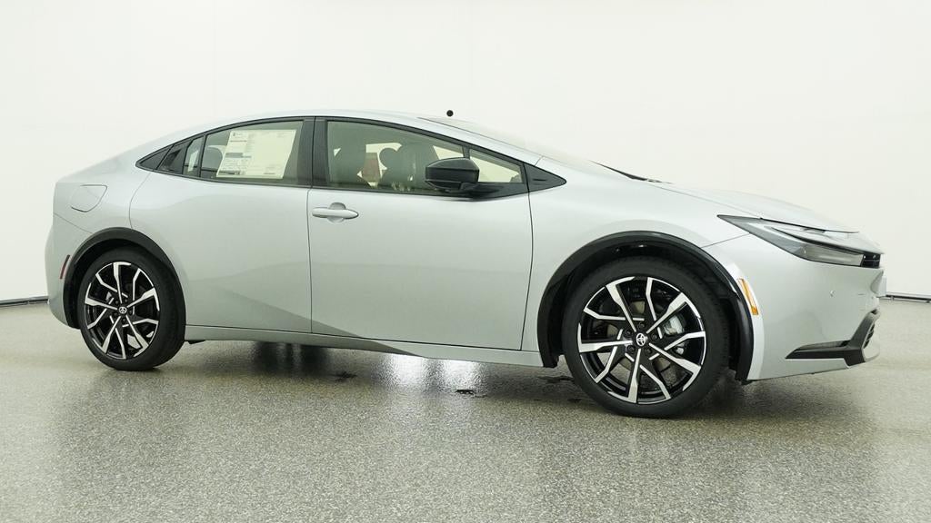 2027 Toyota Prius Plug-in Hybrid XSE