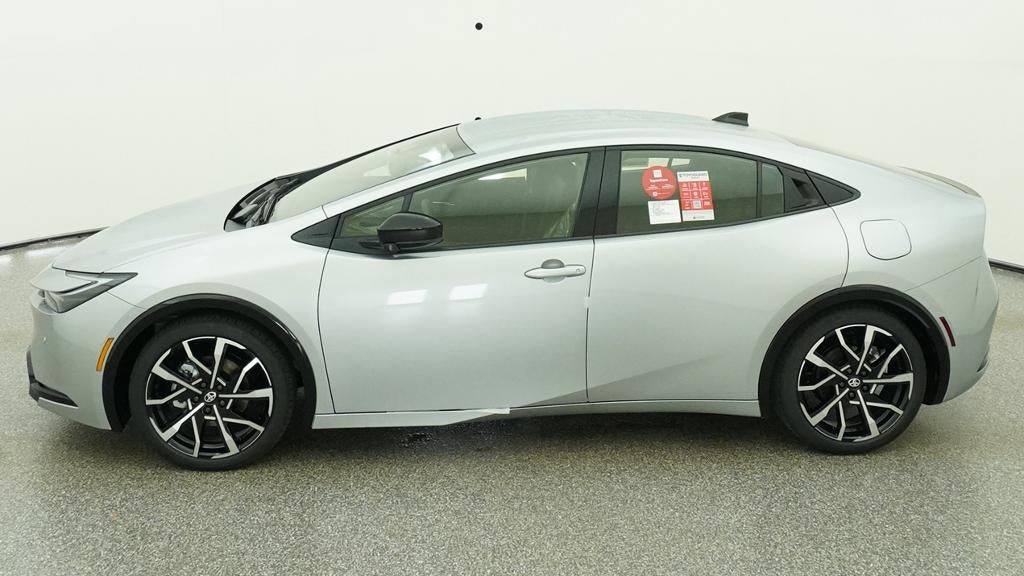 2027 Toyota Prius Plug-in Hybrid XSE