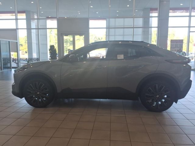 2026 Toyota C-HR XSE