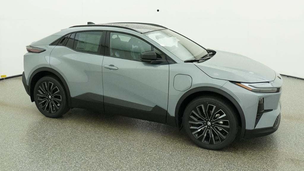 2026 Toyota C-HR XSE