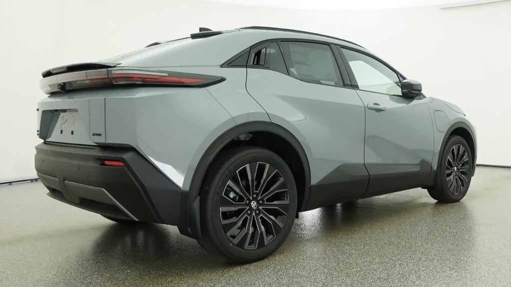 2026 Toyota C-HR XSE