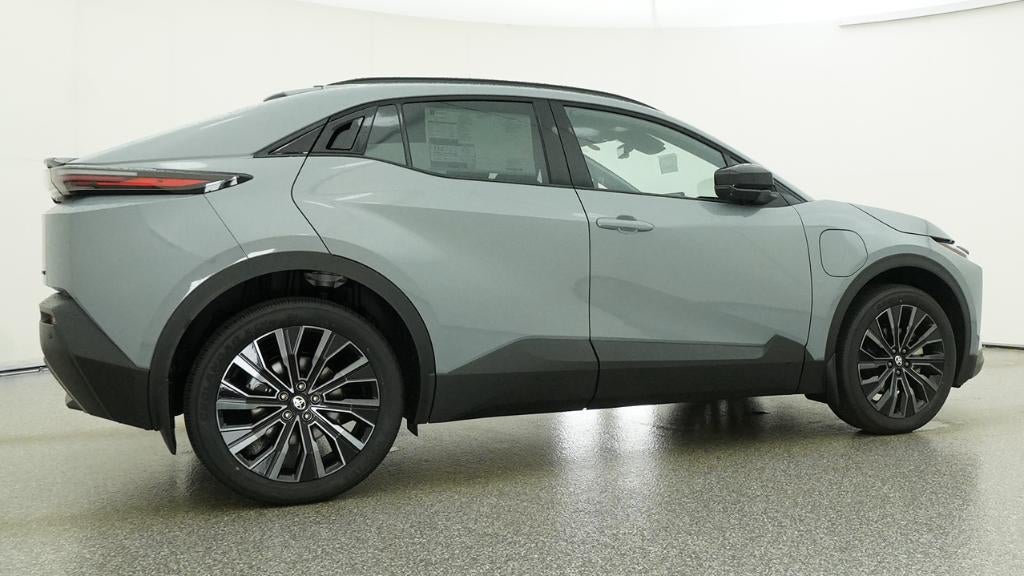 2026 Toyota C-HR XSE