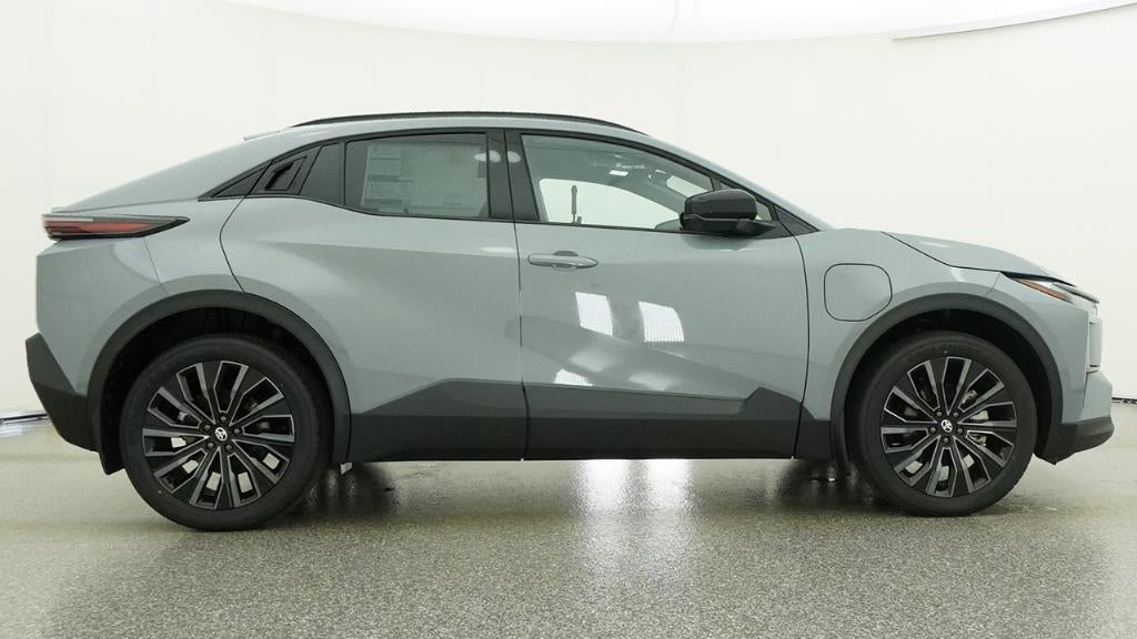 2026 Toyota C-HR XSE
