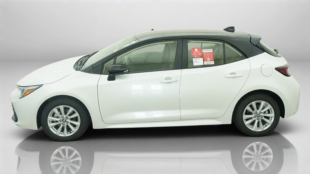 2027 Toyota Corolla Hatchback SE
