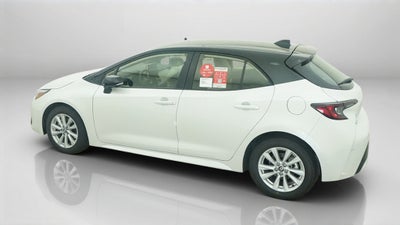 2027 Toyota Corolla Hatchback SE