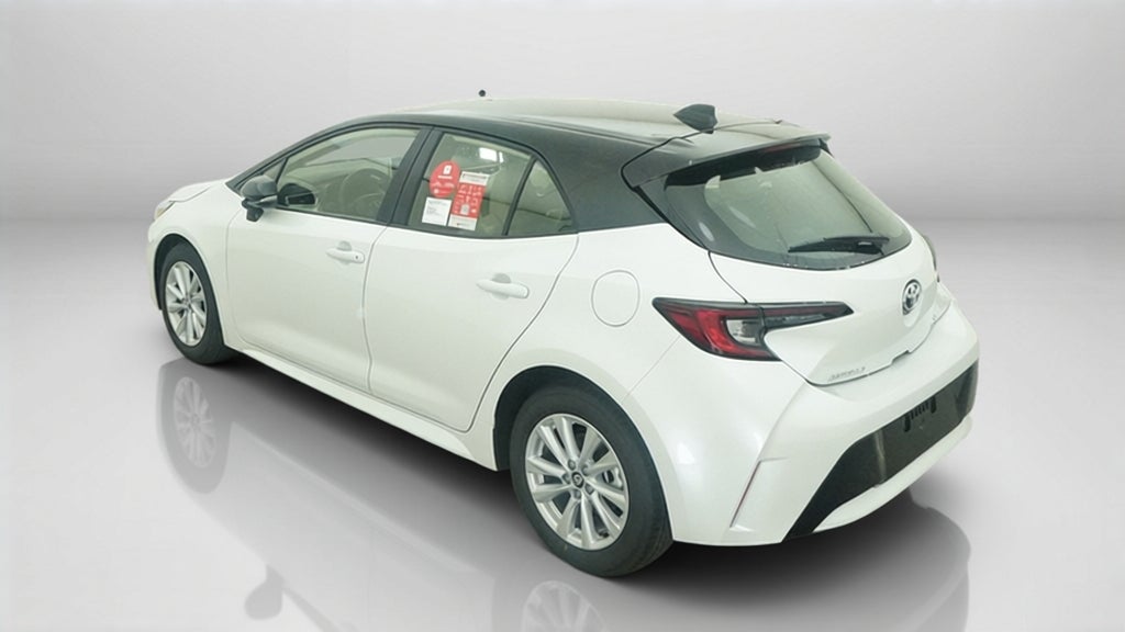 2027 Toyota Corolla Hatchback SE