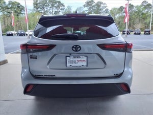 2024 Toyota Highlander LE FWD