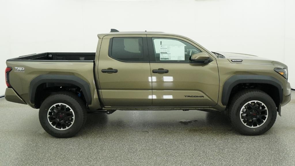 2026 Toyota Tacoma i-FORCE MAX TRD Off-Road i-FORCE MAX