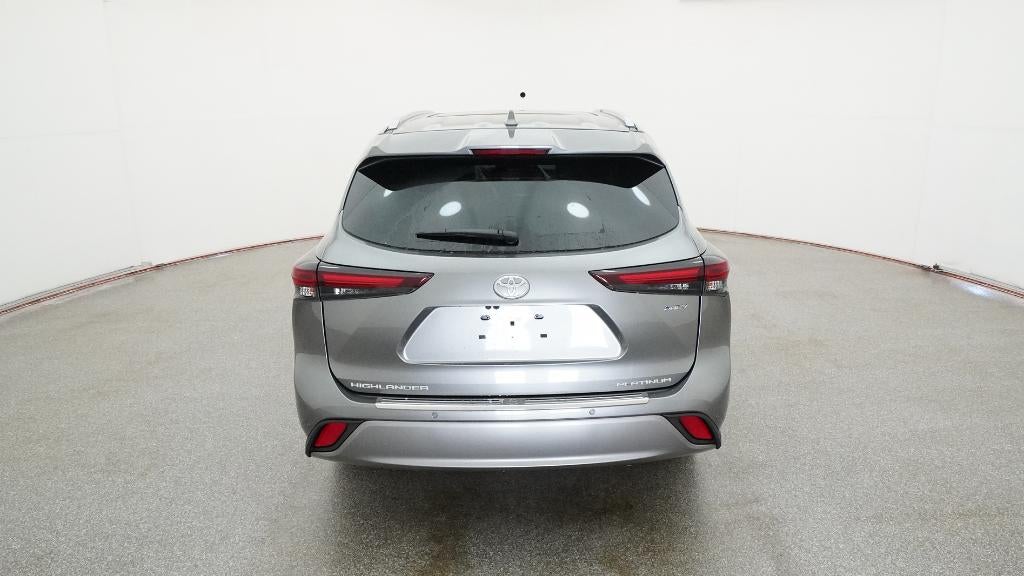 2026 Toyota Highlander Hybrid Hybrid Platinum