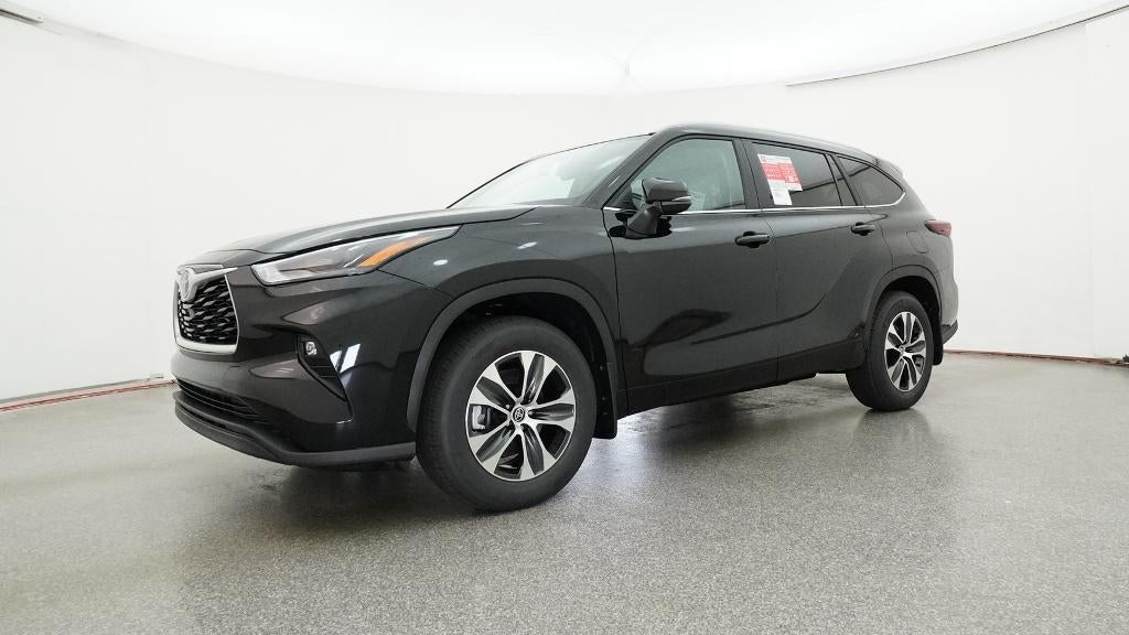 2026 Toyota Highlander XLE