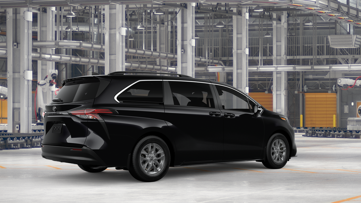2026 Toyota Sienna LE