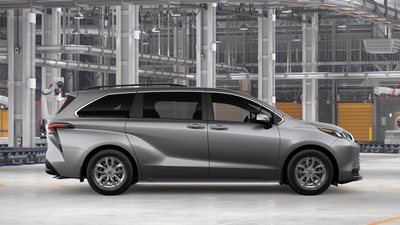 2026 Toyota Sienna LE