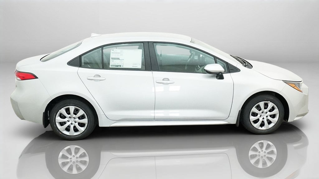 2027 Toyota Corolla LE